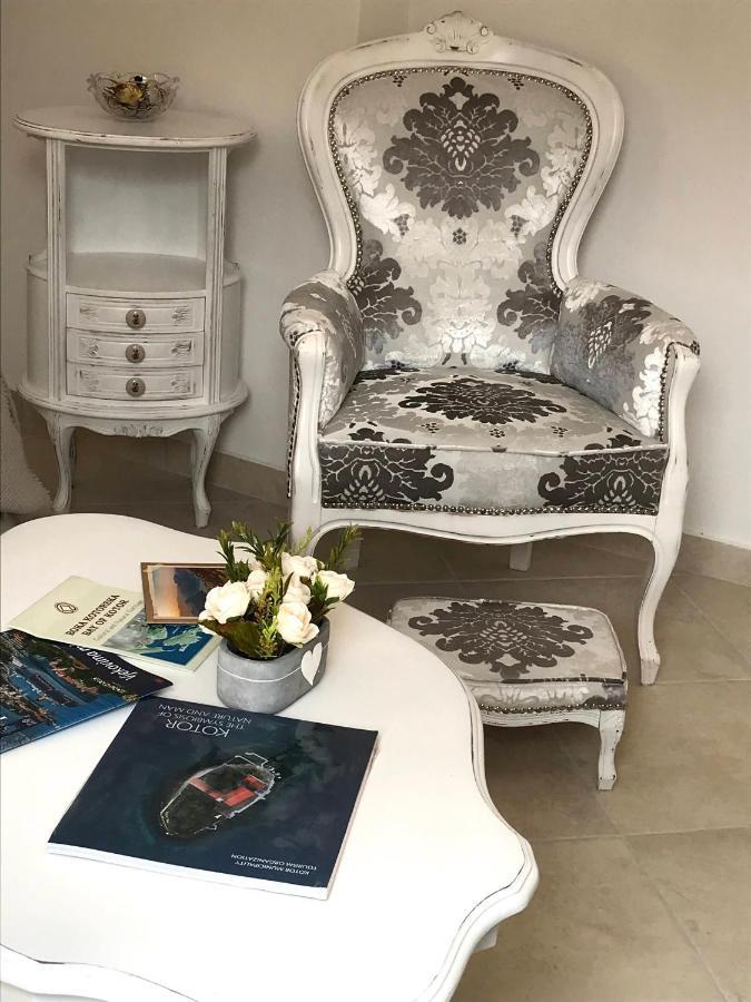 New Renovated Old Town Martiva Apartment Kotor Luaran gambar