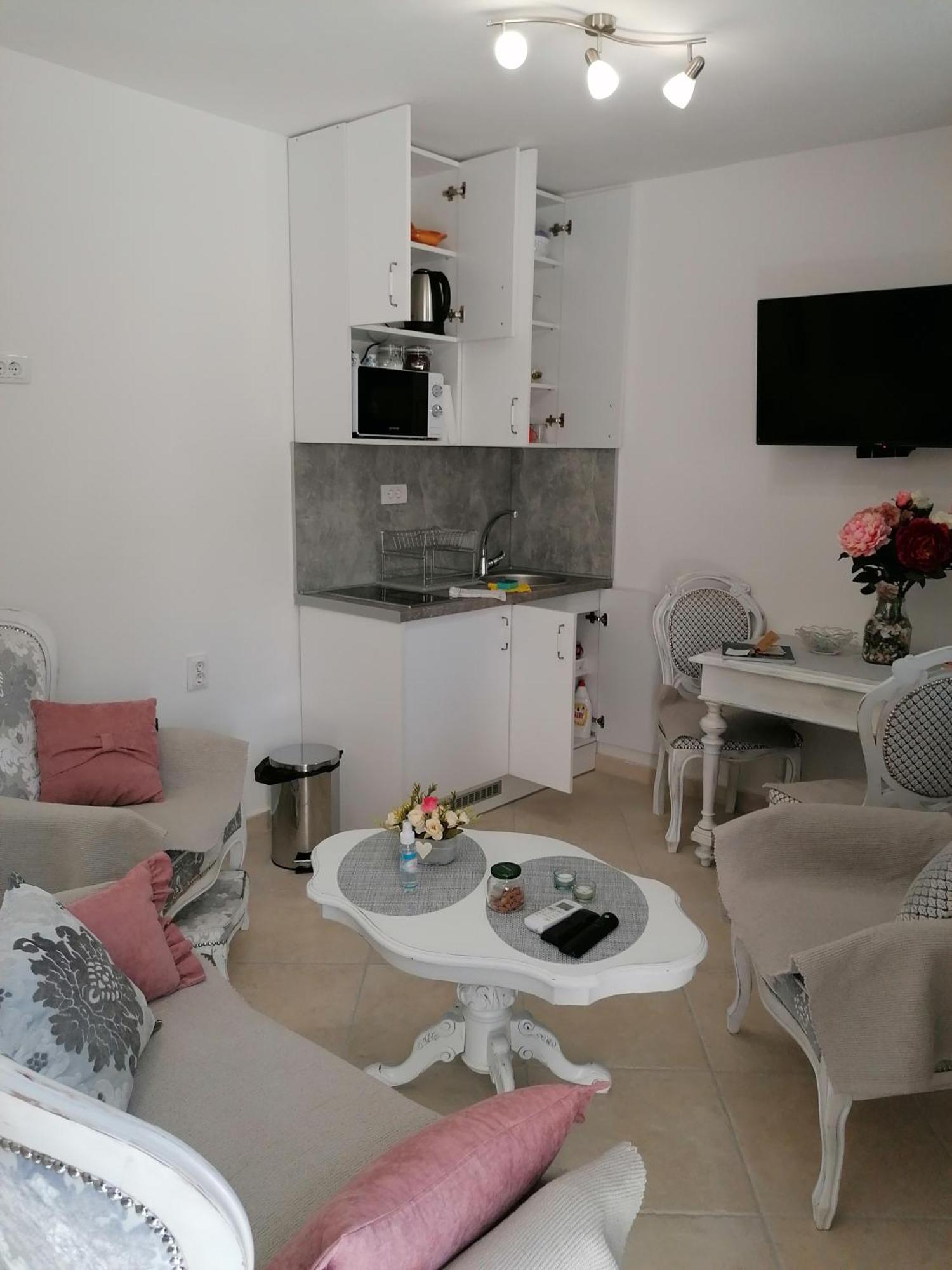 New Renovated Old Town Martiva Apartment Kotor Bilik gambar